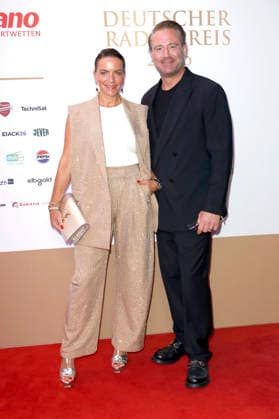 Sasha mit Ehefrau Julia Röntgen bei der Verleihung des 17. Deutschen Radiopreises 2026 im Stage Theater an der Elbe. Hamburg, 10.09.2026