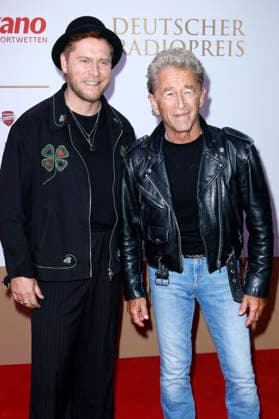 Johannes Oerding und Peter Maffay bei der Verleihung des 17. Deutschen Radiopreises 2026 im Stage Theater an der Elbe. Hamburg, 10.09.2026