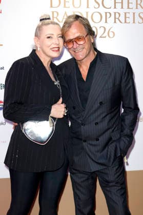 Sabrina Winter alias Stereoblond und Steve Norman von Spandau Ballet bei der Verleihung des 17. Deutschen Radiopreises 2026 im Stage Theater an der Elbe. Hamburg, 10.09.2026