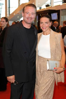 Sasha mit Ehefrau Julia Röntgen bei der Verleihung des 17. Deutschen Radiopreises 2026 im Stage Theater an der Elbe. Hamburg, 10.09.2026