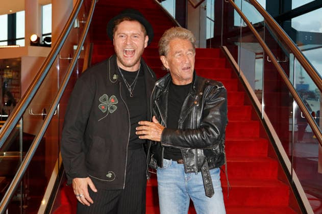 Johannes Oerding und Peter Maffay bei der Verleihung des 17. Deutschen Radiopreises 2026 im Stage Theater an der Elbe. Hamburg, 10.09.2026