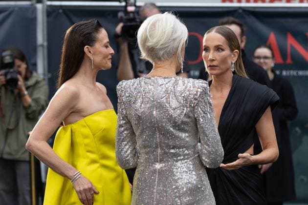 September 10, 2026, London, United Kingdom: (L-R), Lara Pulver, Helen Mirren and Joanne Froggatt attend the World Premiere ofÃ‚ MOBLAND SEASON 2Ã‚ atÃ‚ Odeon Luxe Leicester Square.The cast and celebrity guests attend the red carpet World Premiere ofÃ‚ MOBLAND SEASON 2Ã‚ atÃ‚ Odeon Luxe in Leicester Square London United Kingdom  - ZUMAs197 20260910_aaa_s197_538 Copyright: xPhilxLewisx