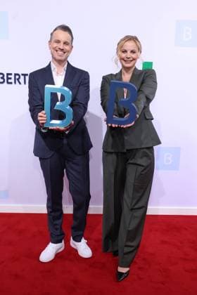 Bertelsmann Party 2026 Marc Dumitru und Toni Scheurlen Roter Teppich zur Bertelsmann Party 2026, Berliner Repräsentanz Berlin, Datum: 10.09.2026 Copyright: xEventpress Kratschx