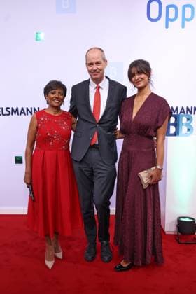 Bertelsmann Party 2026 Shabhna Mohn, Christoph Mohn, Vanessa Mohn Roter Teppich zur Bertelsmann Party 2026, Berliner Repräsentanz Berlin, Datum: 10.09.2026 Copyright: xEventpress Kratschx