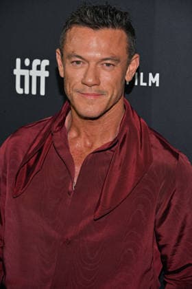 TIFF Toronto Screening The Housewife Luke Evans attending the screening of the movie The Housewife ahead of Toronto International Film Festival (TIFF) in Toronto, Canada on September 10, 2026. Photo by Julien Reynaud APS-Medias ABACAPRESS.COM Toronto Canada  Copyright: xReynaudxJulien APS-Medias ABACAx