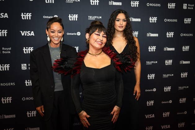 September 10, 2026, Toronto, On, Canada: Nyla Innuksuk, left to right, Zorga Qaunaq and Anna Lambe are pictured on the red carpet for In the Heart of the South at the Toronto International Film Festival in Toronto, on Thursday, Sept. 10, 2026. Toronto Canada  - ZUMAc35_ 20260910_zaf_c35_216 Copyright: xLauraxProctorx