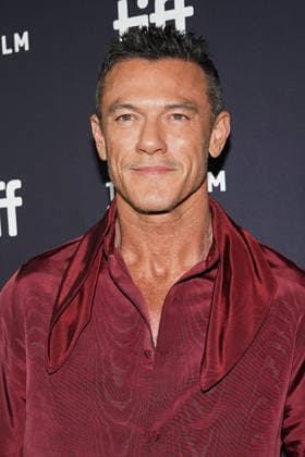 2026 Toronto International Film Festival - ˜The Housewife™ Premiere Luke Evans attends the red carpet for the ˜The Housewife™ premiere during the 2026 Toronto International Film Festival (TIFF) at Royal Alexandra Theatre. on September 10, 2026 in Toronto, Canada. (Photo by Leonardo Ramirez Eyepix Group) Copyright: xLeonardoxRamirez xEyepixxGroupx LR10092026-01311