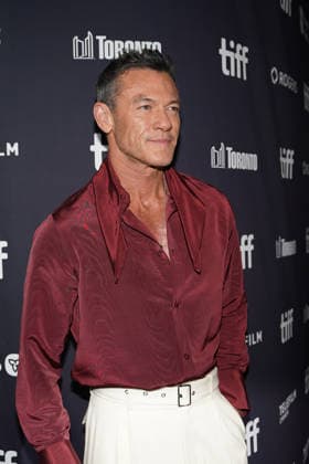 2026 Toronto International Film Festival - ˜The Housewife™ Premiere Luke Evans attends the red carpet for the ˜The Housewife™ premiere during the 2026 Toronto International Film Festival (TIFF) at Royal Alexandra Theatre. on September 10, 2026 in Toronto, Canada. (Photo by Leonardo Ramirez Eyepix Group) Copyright: xLeonardoxRamirez xEyepixxGroupx LR10092026-01338