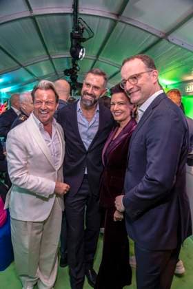 ABB BERTELSMANN- Sandro Rath, Daniel Funke, Margit Toennies und Jens Spahn zu Gast auf der Bertelsmann Party 2026 in der Bertelsmann Repraesentanz am 10.09.2026 in Berlin Berlin Deutschland