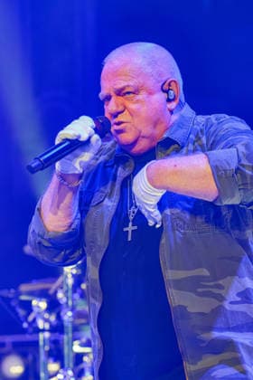 10.09.2026. Wuppertal. Udo Dirkschneider mit Band beim ausverkauften Auftritt in der historischen Stadthalle. Wuppertal Historische Stadthalle Nordrhein-Westfalen Deutschland