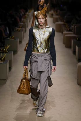 COACH Spring Summer 2027 runway during New York Fashion Week on September 2026 - New York, USA 09 09 2026 COACH Spring Summer 2027 runway during New York Fashion Week on September 2026 - New York, USA 09 09 2026, Credit:IK ALDAMA dpa Picture Alliance GmbH Avalon Vereinigte Staaten, New York  Copyright: xIKxALDAMAx xdpaxPicturexAlliancexGmbHx xAvalonx 1133248060
