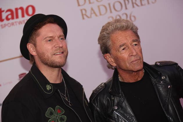 Johannes Oerding und Peter Maffay bei der Verleihung des 17. Deutschen Radiopreises 2026 im Stage Theater an der Elbe. Hamburg, 10.09.2026 Copyright: xAgenturxMatthiasxWehnertx xM.xGränzdörferx