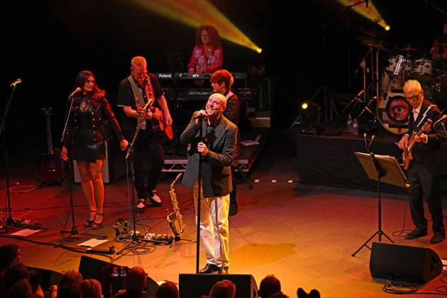 Holy Holy performing at Shepherd™s Bush Empire in London LONDON, ENGLAND - SEPTEMBER 10: Glenn Gregory and Tony Visconti of ˜Holy Holy™ performing at Shepherd™s Bush Empire on September 10, 2026 in London, England. CAP MAR MAR Great Britain UK Copyright: xMartinxHarris CapitalxPicturesx