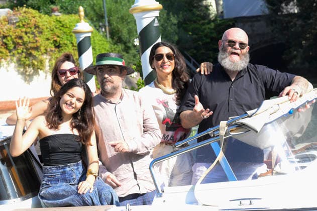 Sara Ciocca, Roberta Palumbo, Berardo Carboni, Donatella Finocchiaro und Darko Peric bei der Ankunft vom Cast des Kinofilms Greta e le favole vere Greta and the True Fairy Tales am Pier des Hotels Excelsior auf der Biennale di Venezia 2026 83. Internationale Filmfestspiele von Venedig. Venedig, 11.09.2026