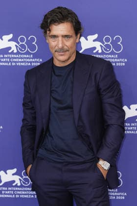 Foto IPP Daniele Cifala’ Venezia 11 09 2026 Ritorno a Buenos Aires Photocall - The 83rd Venice International Film Festival nella foto : Adriano Giannini attends the Ritorno a Buenos Aires Photocall during the 83rd Venice International Film Festival at Palazzo del Casino on September 11, 2026 in Venice, Italy. Italy Photo Press - World Copyright Ritorno a Buenos Aires Photoca