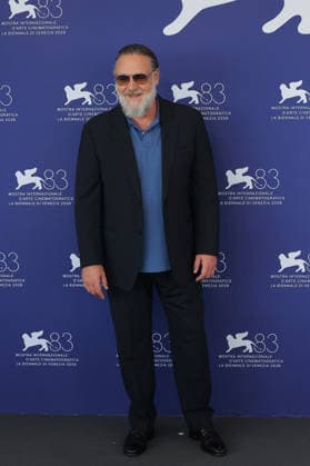 Venice 2026 What Love Builds Photocall NB Russell Crowe attending the What Love Builds Photocall as part of the 83th Venice International Film Festival at the Lido in Venice, Italy on September 11, 2026. Photo by Nasser Berzane ABACAPRESS.COM Venice Italy  Copyright: xBerzanexNasser ABACAx