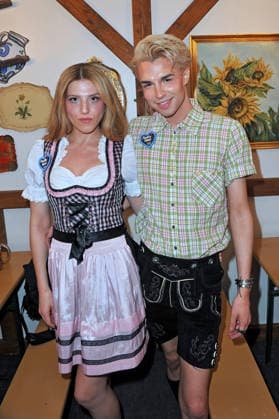 REALITY-WIESN auf dem Frankfurter-Oktoberfest. Benedetto Paterno und Sarah Büngener anläßlich der REALITY-WIESN auf dem Frankfurter-Oktoberfest am 10.09.2026 im Deutsche Bank Park, Frankfurt Main. 20260910MWI116602