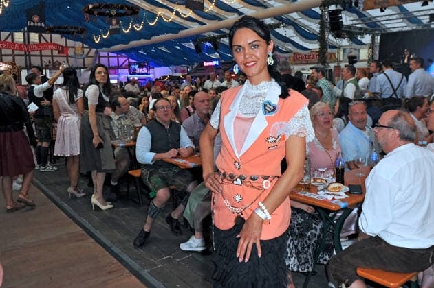 REALITY-WIESN auf dem Frankfurter-Oktoberfest. Vanessa Neigert anläßlich der REALITY-WIESN auf dem Frankfurter-Oktoberfest am 10.09.2026 im Deutsche Bank Park, Frankfurt Main. 20260910MWI116658