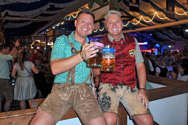 REALITY-WIESN auf dem Frankfurter-Oktoberfest. Dominik Ledea und Hubert Fella anläßlich der REALITY-WIESN auf dem Frankfurter-Oktoberfest am 10.09.2026 im Deutsche Bank Park, Frankfurt Main. 20260910MWI116801