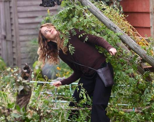 Emma Stone is seen on the set of The Catch Emma Stone is seen on the set of The Catch . 11 Sep 2026 Pictured: Emma Stone is seen on the set of The Catch .  Copyright: xThexMegaxAgencyxSteveSands NewYorkNewswire MEGAx