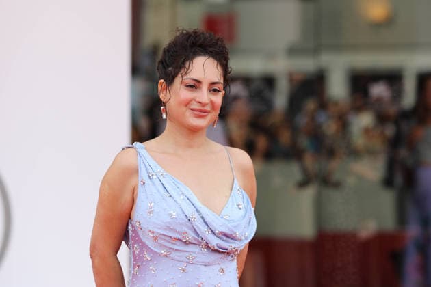 Italy, Lido di Venezia, September 11, 2026 - The Red Carpet Kami Nour (A Bit of Light) , during the 83rd Venice International Film Festival Europe, Italy, Lido di Venezia, September 11, 2026 : Actress Forouzan Jamshidnejad attends the Red Carpet Kami Nour (A Bit of Light) , during the 83rd Venice International Film Festival, Credit:Ottavia Da Re Agenzia Sintesi Avalon Italy, Venice Copyright: xOttaviaxDaxRex xAgenziaxSintesix xAvalonx 1133431005