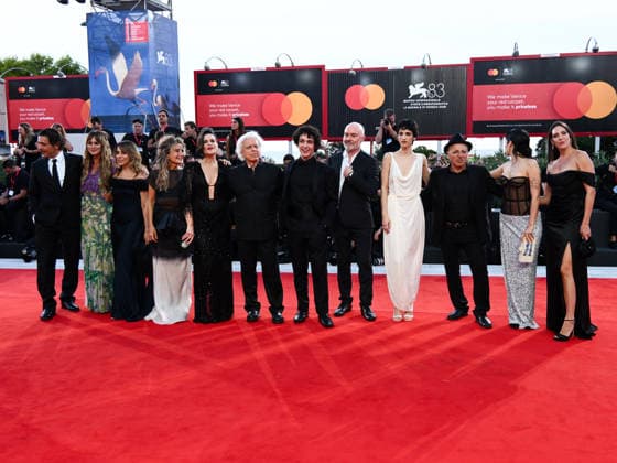 IPA88404497 - Venice, 83rd Venice International Film Festival 2026 - Night 10 - Red carpet for the film *RITORNO A BUENOS AIRES*. Pictured: Cast  Copyright: xAlbertoxTerenghi PoolxPhotoxEvenx xPoolxPhotoxEventsx08x IPA88404497