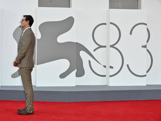 IPA88411064 - Venice International Film Festival 2026 - Night 10 - Red carpet for the film *RITORNO A BUENOS AIRES*. Pictured: Guest  Copyright: xSimonexComix xPoolxPhotoxEventsx08x IPA88411064