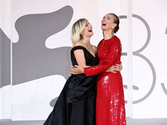 IPA88410533 - Venice, 83rd Venice International Film Festival 2026 - Night 10 - Red carpet for the film *UN BON AVOCAT*. Pictured: Melanie Laurent, Carole Bouquet  Copyright: xAlbertoxTerenghi PoolxPhotoxEvenx xPoolxPhotoxEventsx08x IPA88410533