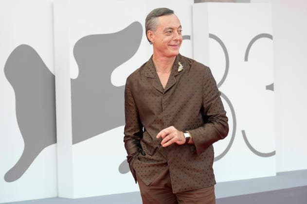 Maurizio Lombardi bei der Premiere des Kinofilms Dio ride auf der Biennale di Venezia 2023 83. Internationale Filmfestspiele von Venedig im Palazzo del Cinema. Venedig, 11.09.2026