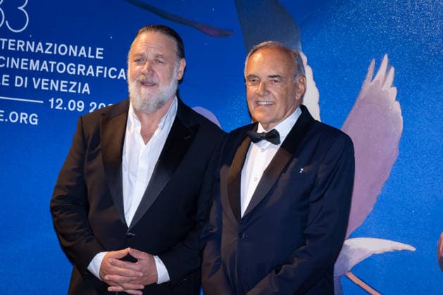 What Love Builds Screening - The 83rd Venice International Film Festival Russell Crowe and Alberto Barbera attend the What Love Builds Screening during the 83rd Venice International Film Festival at Sala Darsena on September 11, 2026 in Venice, Italy.  Copyright: xKazukoxWakayamax