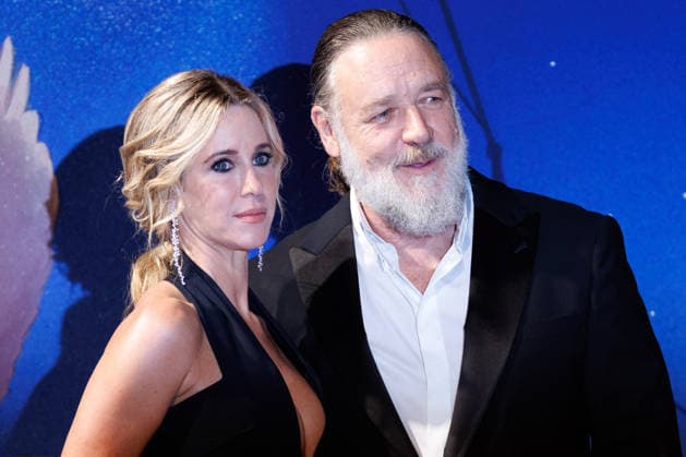 News - What Love Builds Red Carpet - The 83rd Venice International Film Festival Britney Theriot and Russell Crowe attend the What Love Builds Screening during the 83rd Venice International Film Festival at Sala Darsena on September 11, 2026 in Venice, Italy. Photo: Cinzia Camela. Lido di Venezia Sala Darsena Italy Copyright: xCinziaxCamelax xLiveMediax LPN_2666029