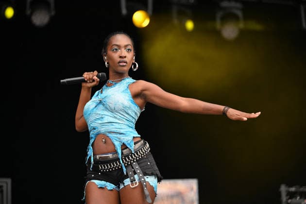 Fete De L Humanite - Ebony - Bretigny-Sur-Orge Ebony Cham performs during the Fete de l Humanite in Le Plessis-Pate, Bretigny-sur-Orge, France on September 11, 2026. Photo by Christophe Meng ABACAPRESS.COM Bretigny-Sur-Orge France  Copyright: xMengxChristophe ABACAx