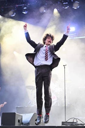 Fete De L Humanite - Sam Sauvage - Bretigny-Sur-Orge Sam Sauvage performs during the Fete de l Humanite in Le Plessis-Pate, Bretigny-sur-Orge, France on September 11, 2026. Photo by Christophe Meng ABACAPRESS.COM Bretigny-Sur-Orge France  Copyright: xMengxChristophe ABACAx