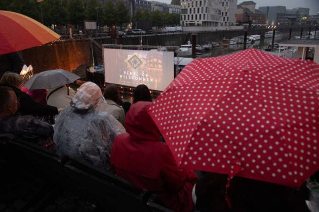 Das Open Air Kino im Rheinauhafen Koeln, Roter Teppich, Red Carpet Show, Ankunft, arrival, Premiere der finalen Staffel von Babylon Berlin am 11.09.2026 im Naturstrom Open Air -Kino im Rheinau-Hafen in Koeln,