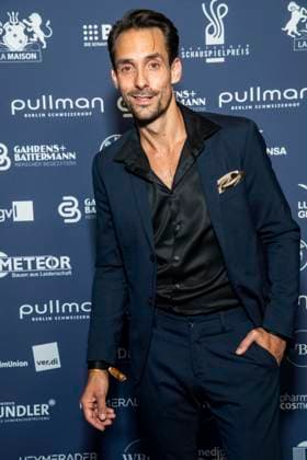 ABB SCHAUSPIELPREIS- Dennis Herrmann zu Gast bei der Verleihung des Deutschen Schauspielpreis 2026 im Hotel Pullman Berlin Schweizerhof am 11.09.2025 in Berlin