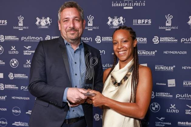 Deutscher Schauspielpreis 2026 Gregor Streiber, Preisträgerin Lorraine Blumenthal 15 Jahre Deutscher Schauspielpreis und 20 Jahre BFFS, Pullman Berlin Schweizerhof, Datum: 11.09.2026 Copyright: xEventpress Kratschx