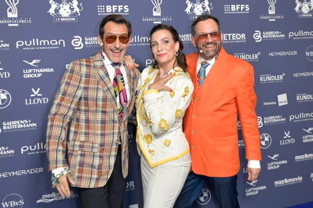 Hans-Werner Meyer, Nadine Heidenreich und Christian Senger bei der Verleihung des Deutschen Schauspielpreises 2026 im Hotel Pullman Berlin Schweizerhof. Berlin, 11.09.2026