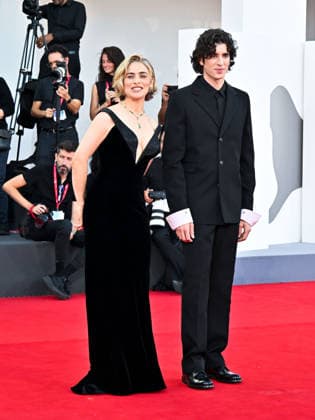 IPA88445900 - Venice, 83rd Venice International Film Festival 2026 - Night 11 - Closing Ceremony Red Carpet. Pictured: Greta Scarano and Nicolas Maupas  Copyright: xManuelexMangiarottix xPoolxPhotoxEventsx08x IPA88445900