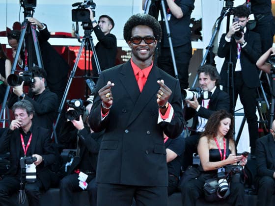 IPA88445905 - Venice, 83rd Venice International Film Festival 2026 - Night 11 - Closing Night Red Carpet. Pictured: Akinola Davies Jr.  Copyright: xManuelexMangiarottix xPoolxPhotoxEventsx08x IPA88445905