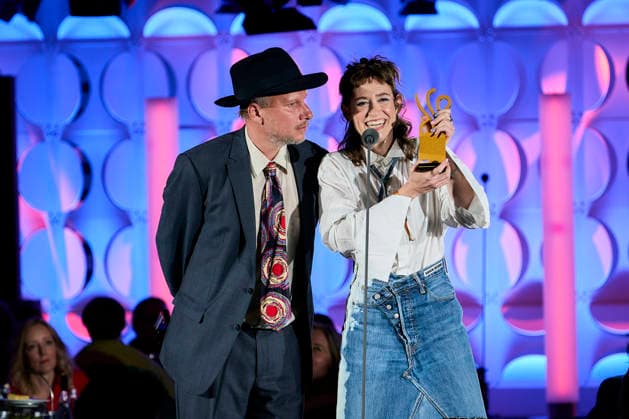 Deutscher Schauspielpreis 2026 Preisträgerin Lia von Blarer und Preisträger Robert Stadlober Bühne Show 15 Jahre Deutscher Schauspielpreis und 20 Jahre BFFS, Pullman Berlin Schweizerhof, Datum: 11.09.2026 Copyright: xEventpressx