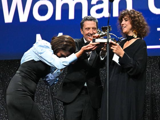 IPA88451475 - Venice, 83rd Venice International Film Festival 2026 - Night 11 - Closing Ceremony. Pictured: May el-Toukhy, Mathilde Arcel, Mikael Rieks, Pietrangelo Buttafuoco, Maggie Gyllenhaal  Copyright: xManuelexMangiarottix xPoolxPhotoxEventsx08x IPA88451475
