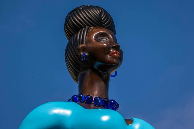 . 12 09 2026. London, United Kingdom. Lady In Blue Trafalgar Square. Lady In Blue by New York artist Tschabalala Self, which pays homage to a young, metropolitan woman, is the 16th artwork to feature on the plinth since 1998. The bronze and blue figure replaces Mil Veces un Instante (A Thousand Times in an Instant) by Teresa Margolles.  xMartynxWheatleyx xi-Imagesx IIM-27002-0006