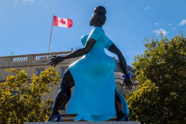 . 12 09 2026. London, United Kingdom. Lady In Blue Trafalgar Square. Lady In Blue by New York artist Tschabalala Self, which pays homage to a young, metropolitan woman, is the 16th artwork to feature on the plinth since 1998. The bronze and blue figure replaces Mil Veces un Instante (A Thousand Times in an Instant) by Teresa Margolles.  xMartynxWheatleyx xi-Imagesx IIM-27002-0010