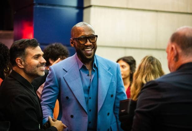 September 12, 2026, Toronto, On, Canada: Mahershala Ali, centre, is pictured on the red carpet for Your Mother Your Mother Your Mother at the Toronto International Film Festival in Toronto, on Saturday, Sept. 12, 2026. Toronto Canada  - ZUMAc35_ 20260912_zaf_c35_239 Copyright: xLauraxProctorx