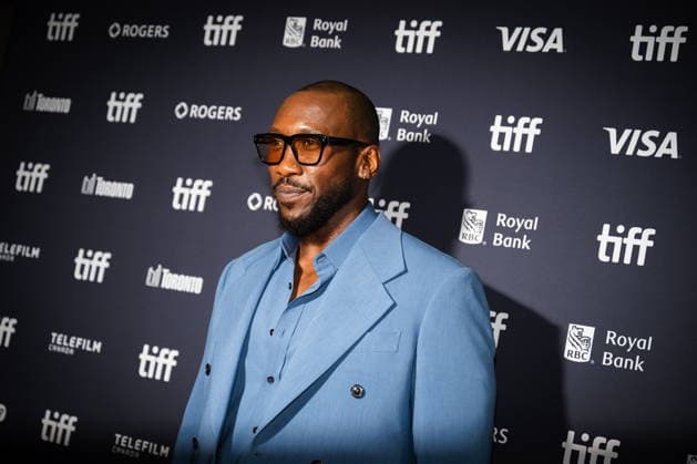 September 12, 2026, Toronto, On, Canada: Mahershala Ali is pictured on the red carpet for Your Mother Your Mother Your Mother at the Toronto International Film Festival in Toronto, on Saturday, Sept. 12, 2026. Toronto Canada  - ZUMAc35_ 20260912_zaf_c35_242 Copyright: xLauraxProctorx