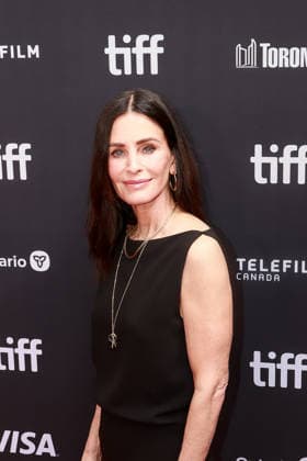 2026 Toronto International Film Festival - Evil Genius Premiere Courteney Cox attends the premiere of Evil Genius during the 2026 Toronto International Film Festival at Roy Thomson Hall on September 12, 2026 in Toronto, Ontario. Toronto Ontario Canada Copyright: xPicjer imageSPACEx