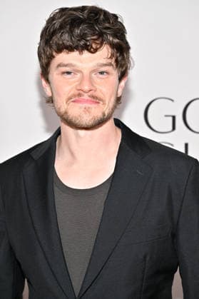TIFF Toronto Road To Golden Globes Party Robert Aramayo attending the Road To Golden Globes Party ahead of Toronto International Film Festival (TIFF) in Toronto, Canada on September 12, 2026. Photo by Julien Reynaud APS-Medias ABACAPRESS.COM Toronto Canada  Copyright: xReynaudxJulien APS-Medias ABACAx