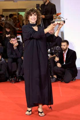 May el-Toukhy mit dem Goldenen Löwen für den besten Film Woman Unknown beim Photocall mit den Preistägern der Biennale di Venezia 2026 83. Internationale Filmfestspiele von Venedig vor dem Palazzo del Cinema. Venedig, 12.09.2026