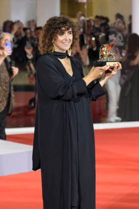 May el-Toukhy mit dem Goldenen Löwen für den besten Film Woman Unknown beim Photocall mit den Preistägern der Biennale di Venezia 2026 83. Internationale Filmfestspiele von Venedig vor dem Palazzo del Cinema. Venedig, 12.09.2026