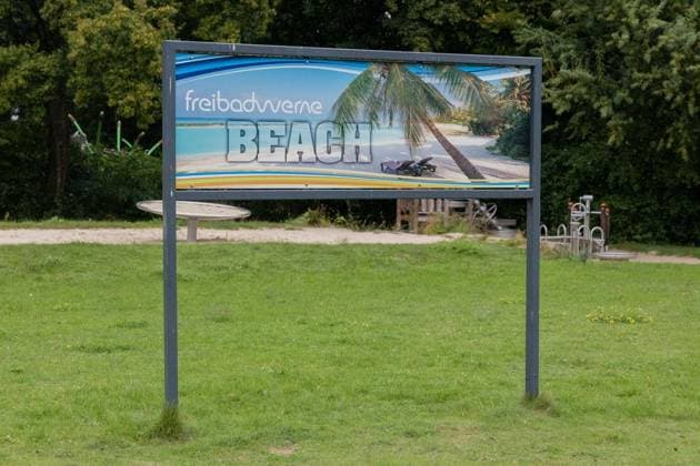 Hundeschwimmen im Freibad Werne ** NUR FÜR REDAKTIONELLE ZWECKE ** EDITORIAL USE ONLY **<p>Am Sonntag, den 13. September 2026 öffnete das Freibad Werne der Wasserwelten Bochum die Tore für das Hundeschwimmen. Deutschland NRW Bochum Copyright: MichaelxSchwalm